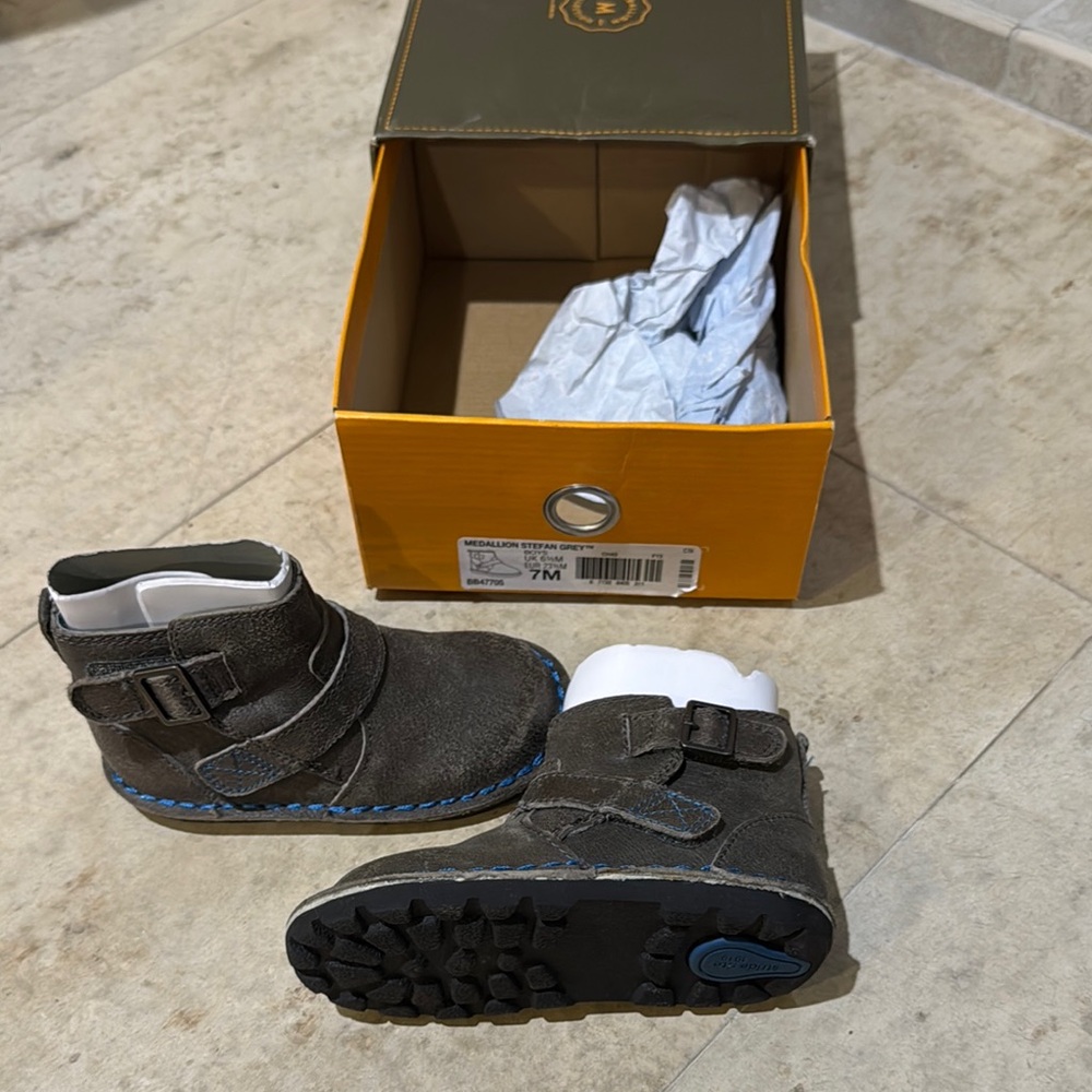 Children's Gray Boots Stride Rite 7T
